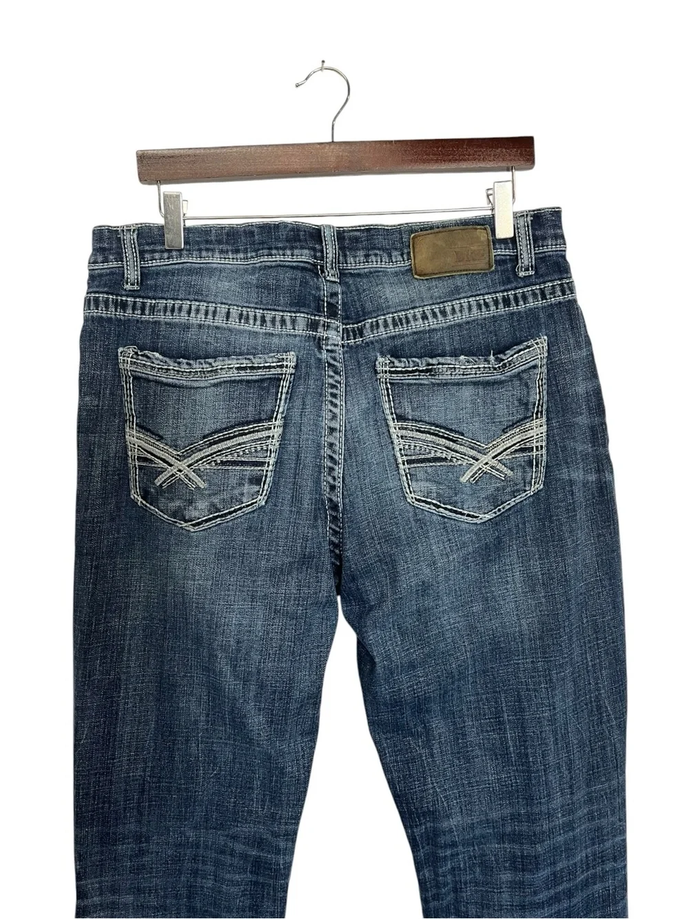 ARIAT | Mens Tyler Medium‎ Wash Heavy Stitch Straight Leg Jeans 36R